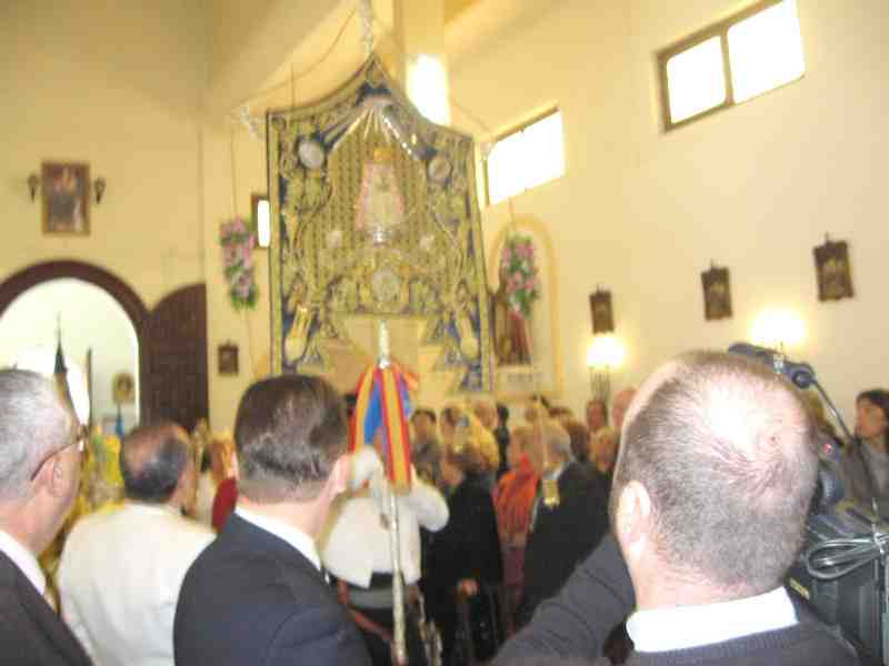 La Hermandad del Rocío de Melilla recibe la bendición de su Simpecado y su nueva sede