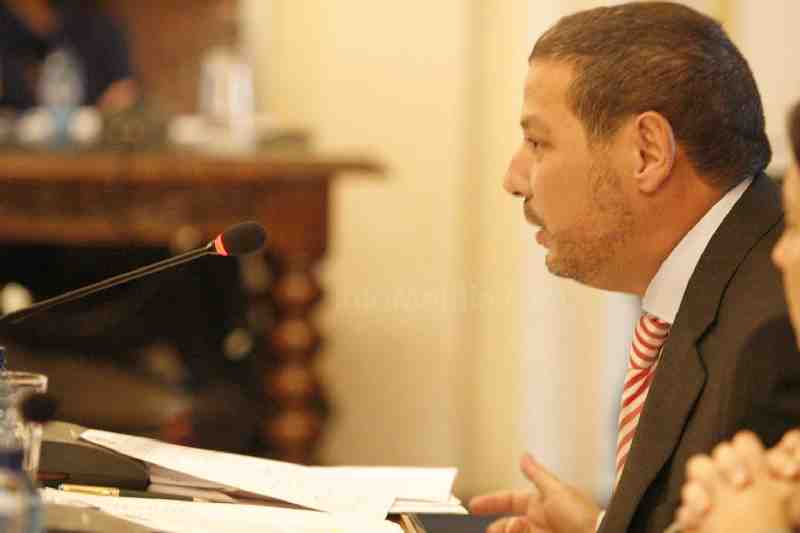 El Gobierno se niega a buscar con la oposición medidas para garantizar transparencia en el voto por correo