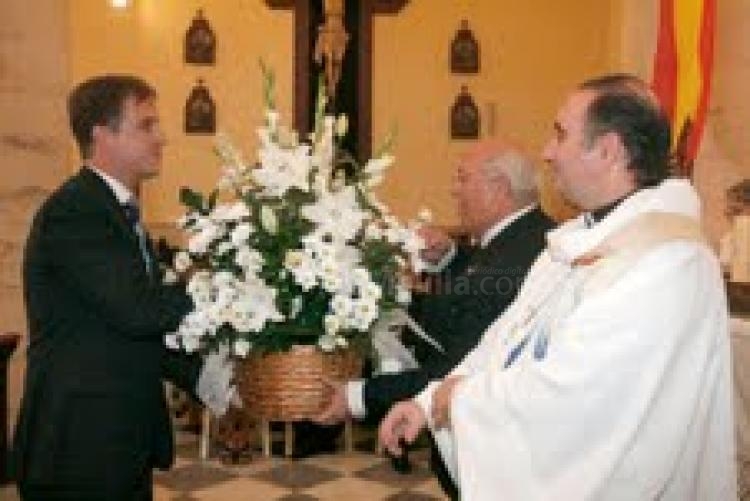Imbroda pide a la Patrona de Melilla por los parados y los enfermos
