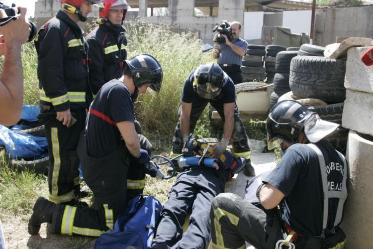 Todas las imágenes del gran simulacro en InfoMelilla.com