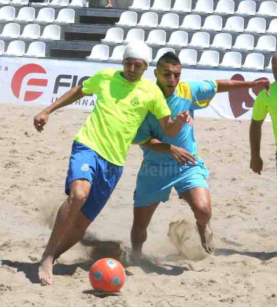 Fútbol Playa: Melilla se da un festín frente a La Rioja (9-3)