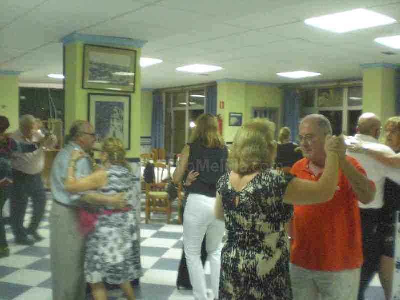 La Casa de Melilla en Almería celebra el 'Día de la Hispanidad' con una cena-baile
