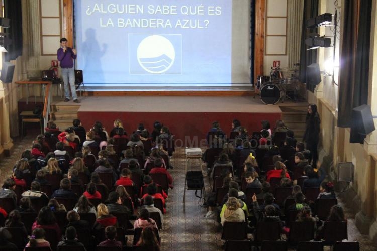 Los alumnos de La Salle y Buen Consejo reciben los consejos de la Autoridad Portuaria sobre el cuidado del entorno