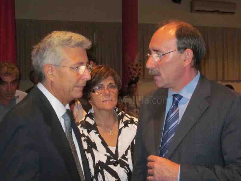 Mario Bedera (derecha) ha estado de visita en Melilla