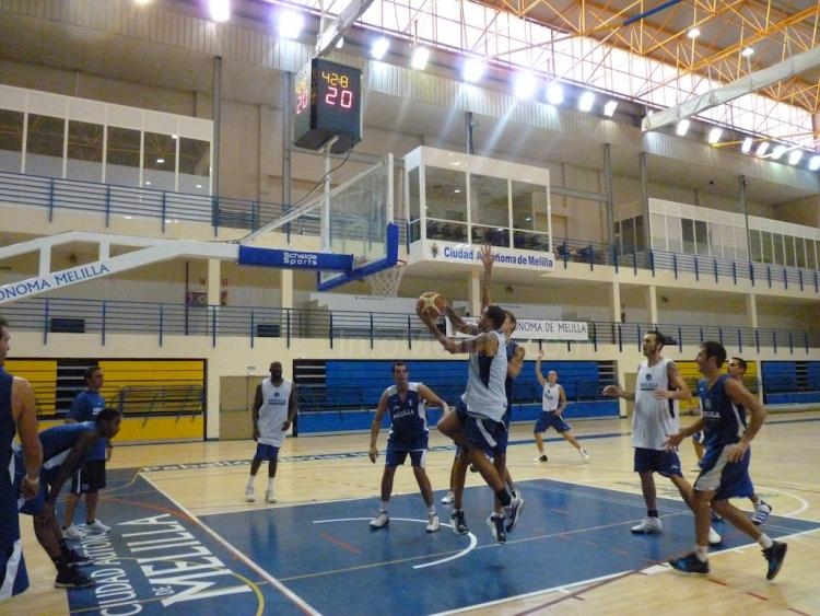 Los melillenses preparan el patrido ante CB León