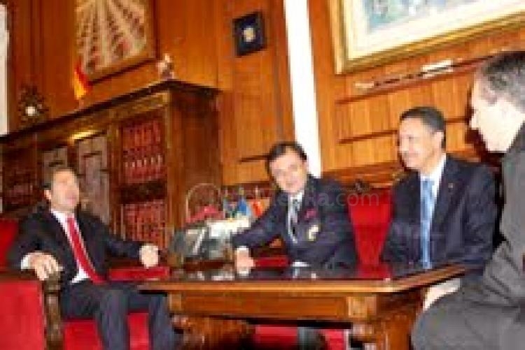Los rotarios han mantenido un encuentro con Miguel Marín