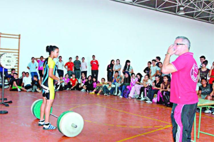 Halterofilia: Exhibición en el Centro de menores del Baluarte