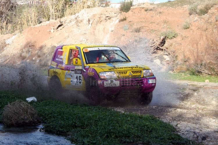 Motor: Cuatro coches de la escudería "Grupo Raid" en la Copa de Andalucía