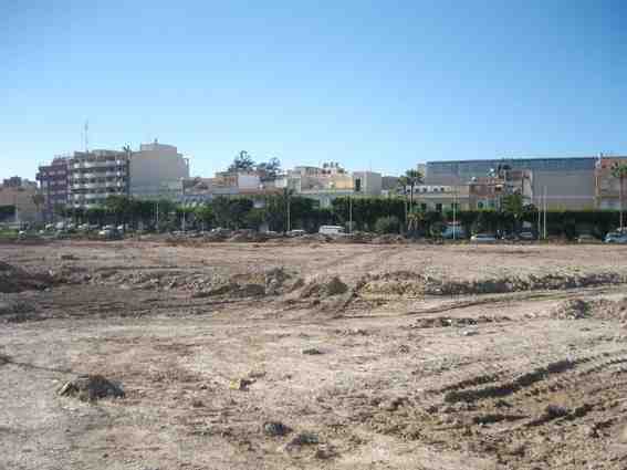 El Ejecutivo local pide terrenos para llevar a cabo proyectos paralizados
