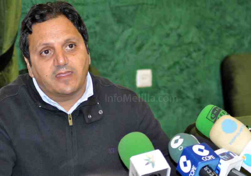 Hassan Mohatar durante la rueda de prensa