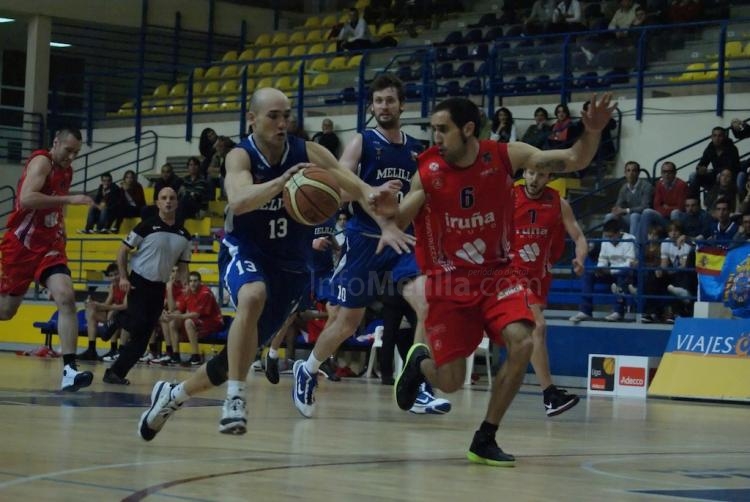 Juanmi Morales en pleno contragolpe