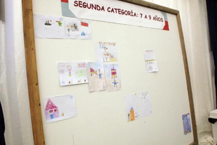 Los niños melillenses revelan sus vocaciones en el concurso de dibujo para emprendedores