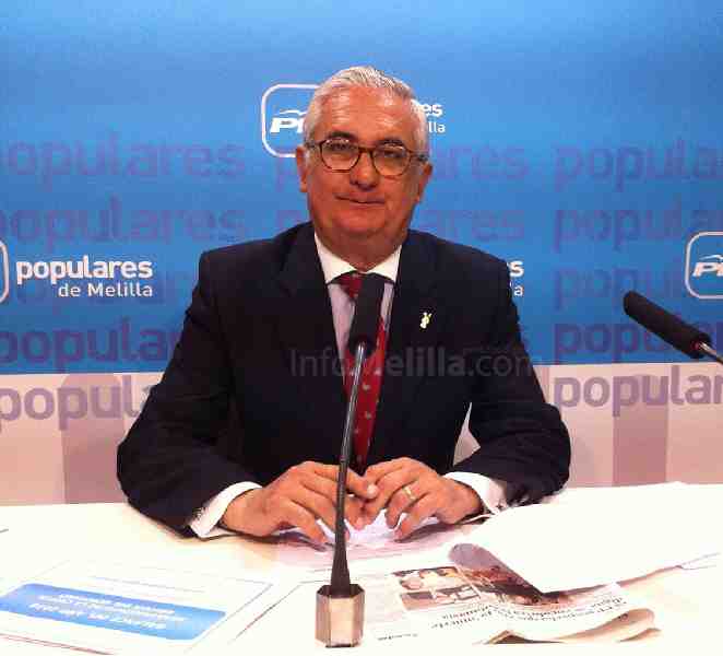 Gutiérrez pedirá que los docentes y profesionales sanitarios sean considerados autoridad en su trabajo