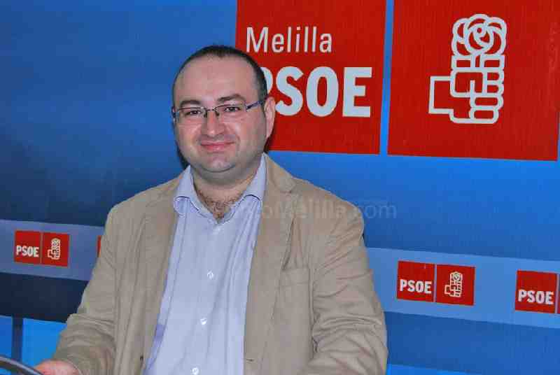 Rafael Robles, secretario de Educación del PSOE local