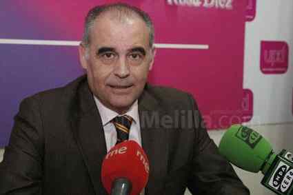 El coordinador local de UPyD, Emilio Guerra