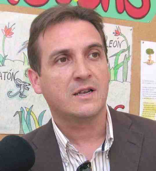 Gregorio Escobar explica su número 2 en la lista del PSOE para el 22-M