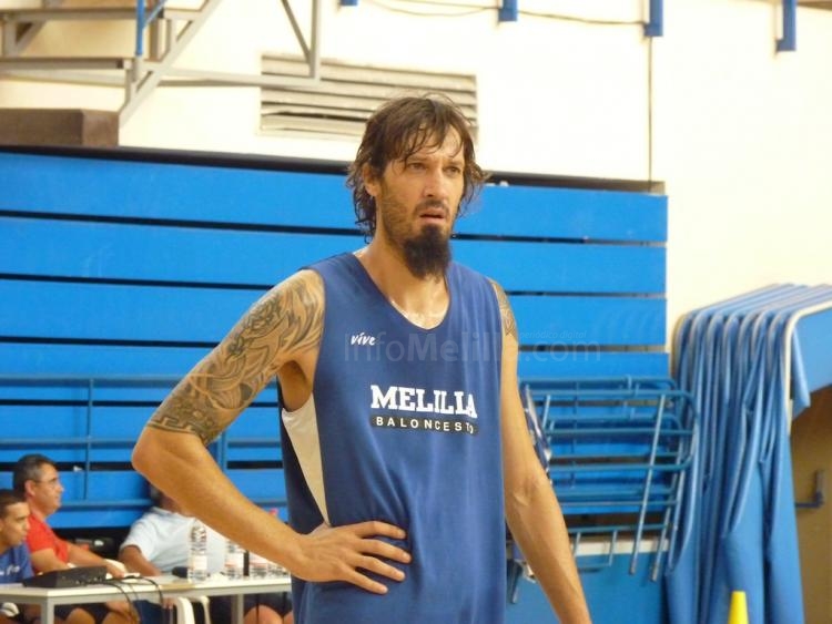 El carismático capitan de Melilla Baloncesto, Nacho Romero
