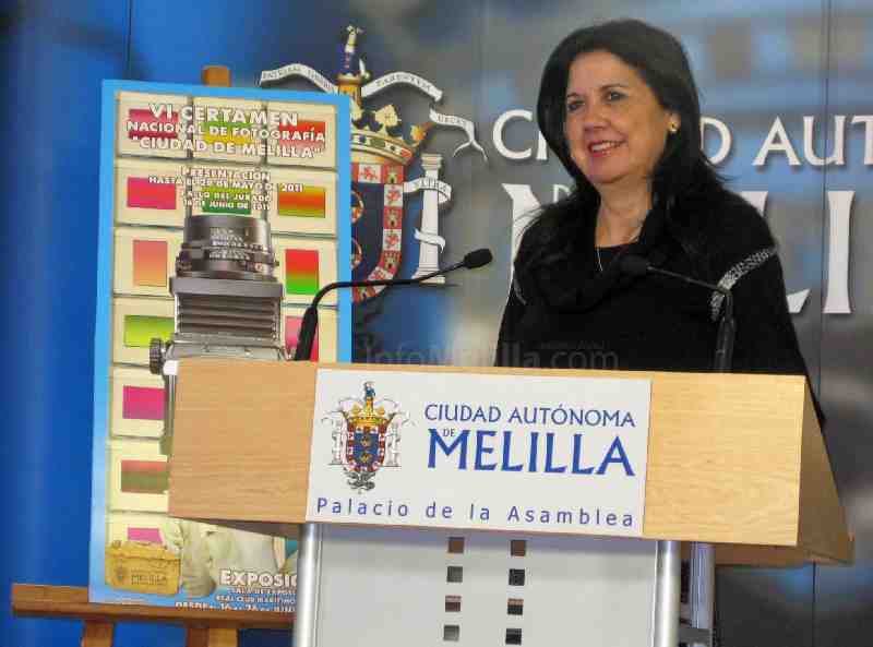 La consejera de Cultura, Simi Chocrón, durante la presentación del certamen fotográfico