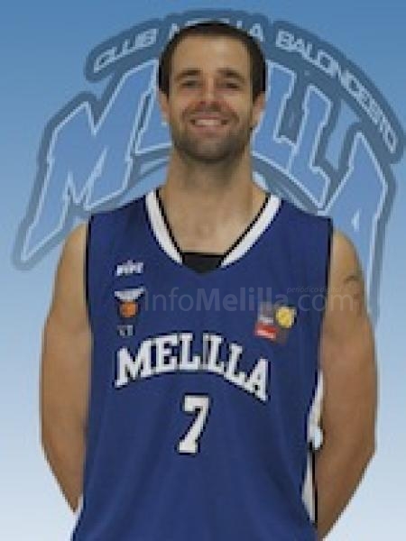Troy Devries, uno de los triplistas de la noche de este viernes