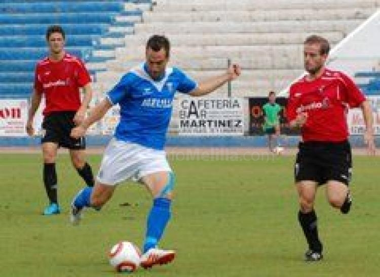 Carlos Ruiz falló un gol aparentemente fácil