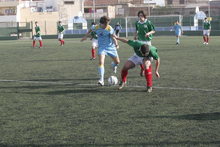 Las selecciones melillenses de fútbol comienzan a trabajar este próximo lunes