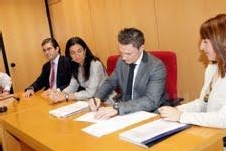 Los parlamentarios electos del PP recogen sus credenciales con el compromiso de trabajar duro por los melillenses
