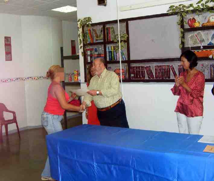 Un total de 15 internas de la prisión completan el Curso de Peluquería