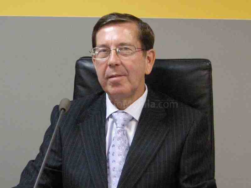 El director provincial de Educación, José Luis Estrada