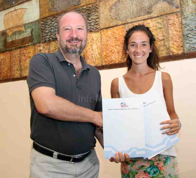 Marta junto al presidente del RCM de Melilla, Manuel Quevedo