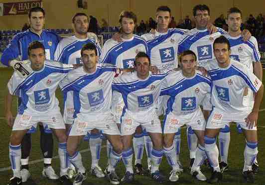 Una de las formaciones de los veleños durante la actual temporada