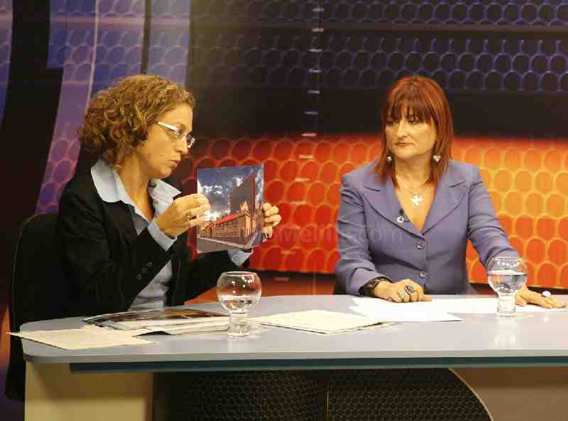 “Los socialistas hemos hecho de las becas un derecho”, asegura Gloria Rojas