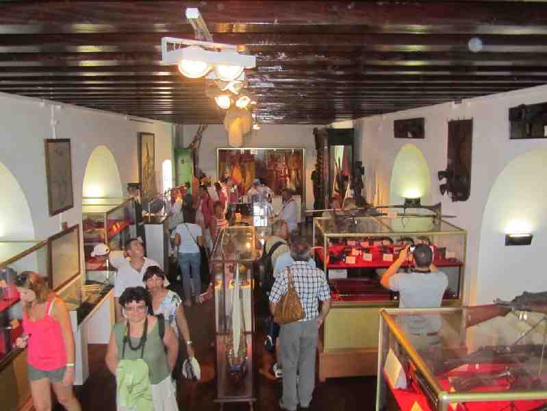 Melillenses y foráneos se han interesado por los fondos de este Museo