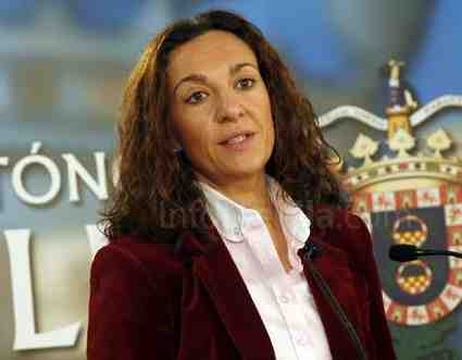 Esther Donoso, presidenta de INMUSA