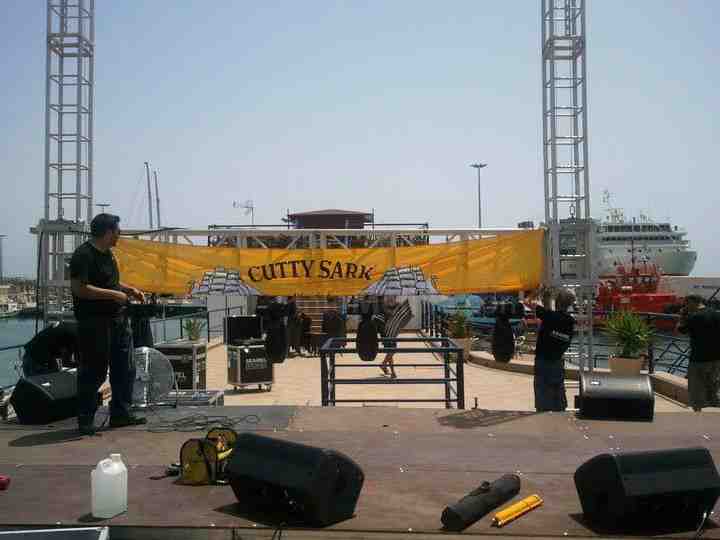 El Real Club Marítimo regala la mejor música a la Virgen del Carmen