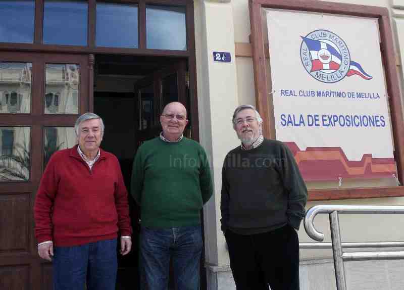 Los hermanos Calabuig presentan su obra dedicada a Melilla en el Real Club Marítimo