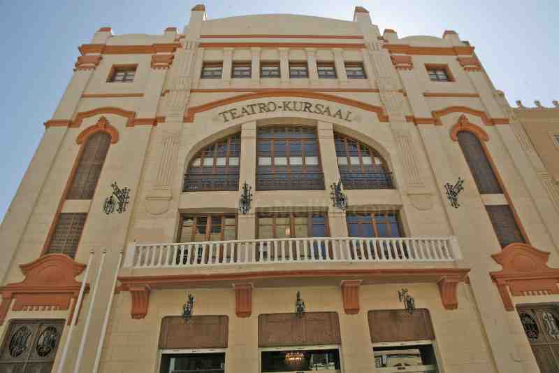 Fachada del Teatro Kursaal-Nacional de Melilla