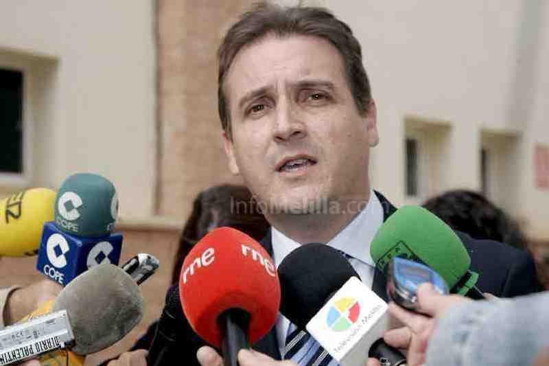 Escobar: "En siete años, el PSOE ha invertido un 40 por ciento más en Melilla que en siete del PP"