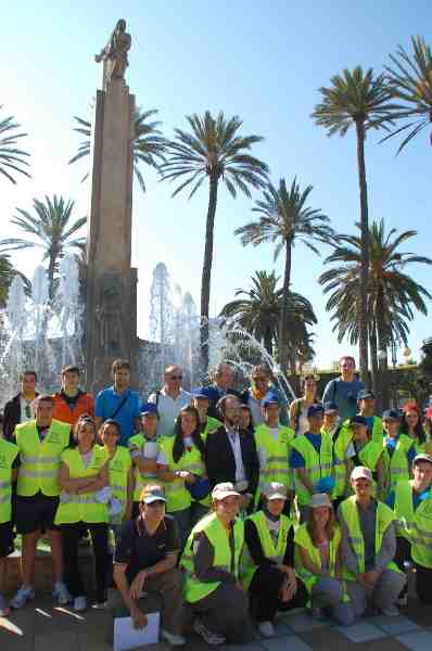 Los estudiantes melillenses participan en una gincana histórica sobre la ciudad