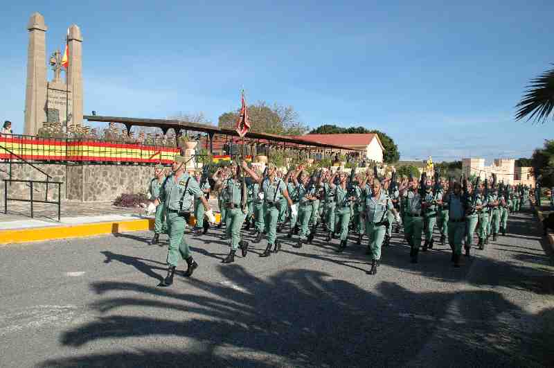 Enrique Tovar sustituye a Carlos Suárez al mando del Tercio Gran Capitán I de la Legión