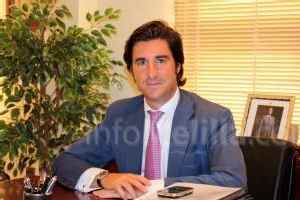 Almazán: "El sector portuario español debe prepararse para competir con los puertos de su entorno