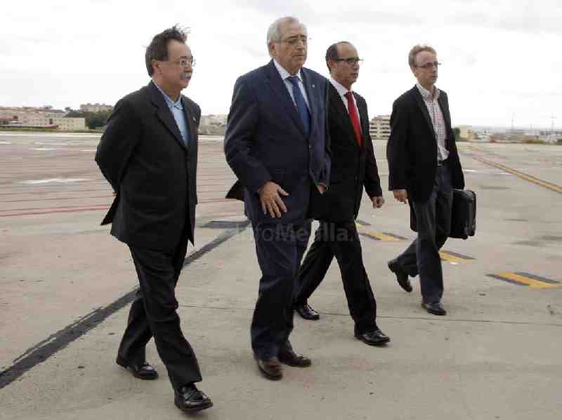 La Ciudad Autónoma recibía en el aeropuerto a la Delegación de Melilla