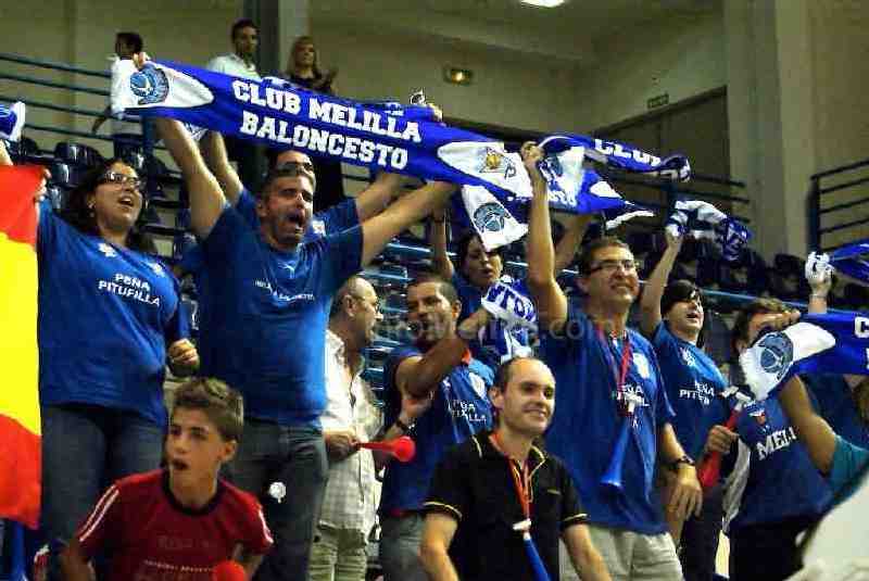 La afición local quiere otra alegría
