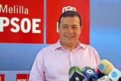 El candidato socialista al Senado, Julio Bassets