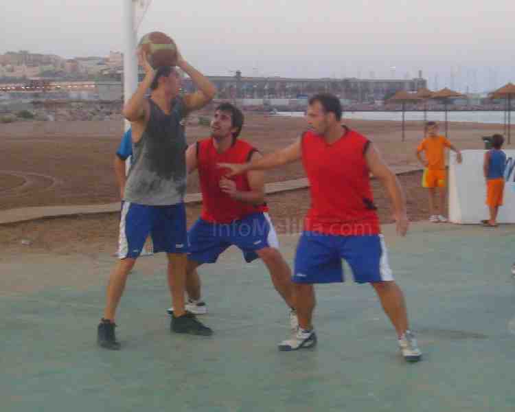Abierto el plazo de inscripción para el IX torneo El Pozo de baloncesto playa 4x4