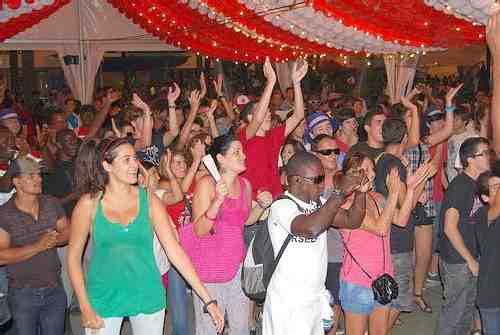 'CETI Star', grupo de inmigrantes ganador del Certamen de Pop-Rok 'Turri' en 'La Bodeguiya'