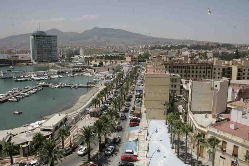 Melilla, la autonomía donde más ha descendido el paro con 868 desempleados menos