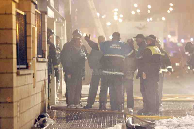 UGT destaca 'la eficaz labor' de Bomberos y Policía Local en el incendio de la nave de Hermanos Montilla