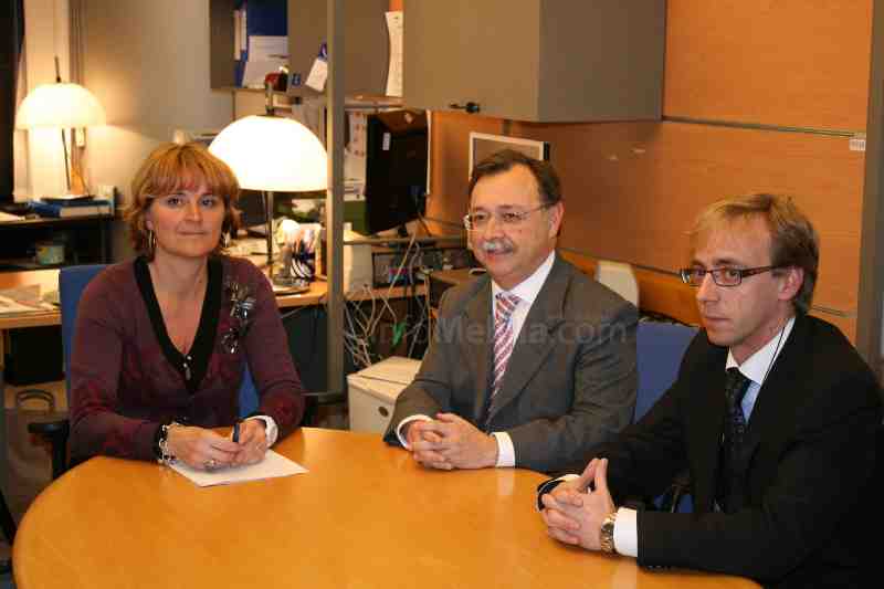 Rosa Estaràs junto a Juan Vivas, presidente de Ceuta