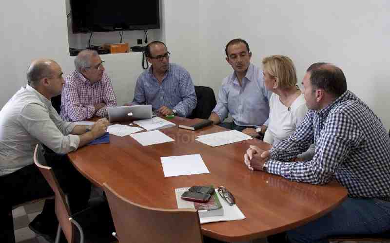 Reunión con responsables del ámbito universitario