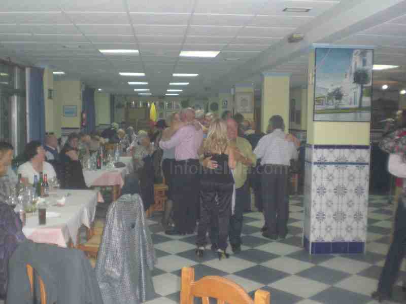 Fiesta por todo lo alto en El Zapillo de la mano de la Casa de Melilla en Almería